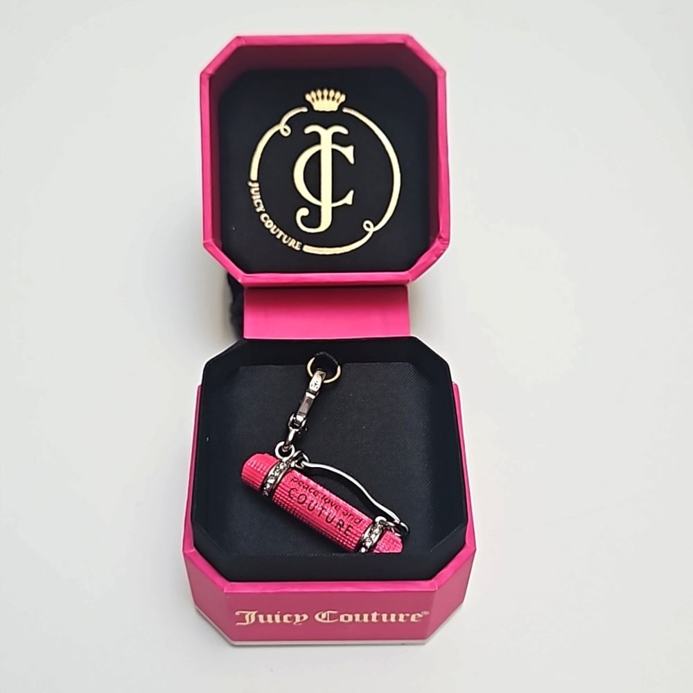 JUICY COUTURE 'C-YOGA MAT' CHARM